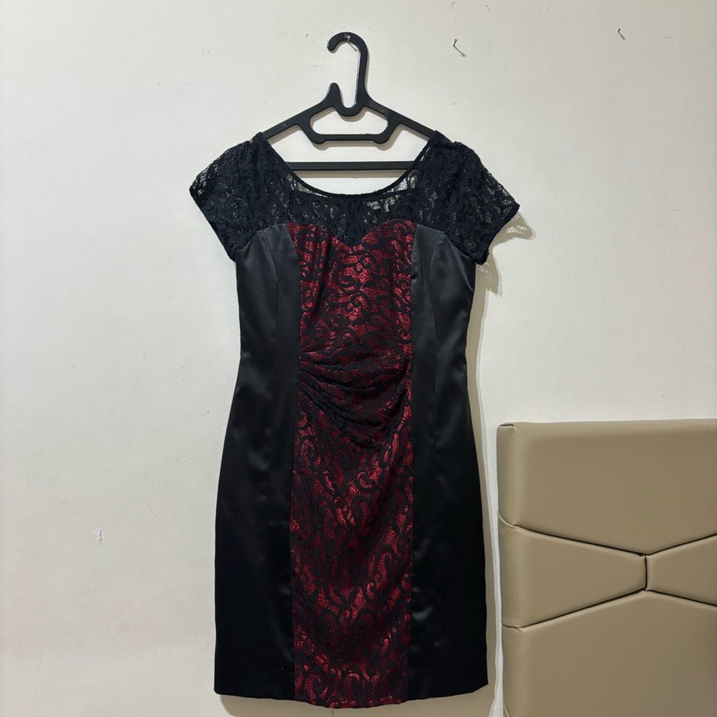 Preloved Dress Official Woman Brocade