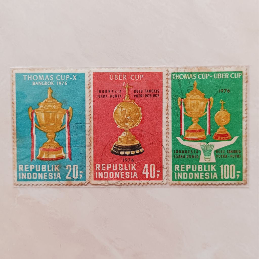 (OG) แสตมป์อินโดนีเซีย 1976 Indonesia World Champion Badminton Boys and Girls Complete Set 3 pcs Use