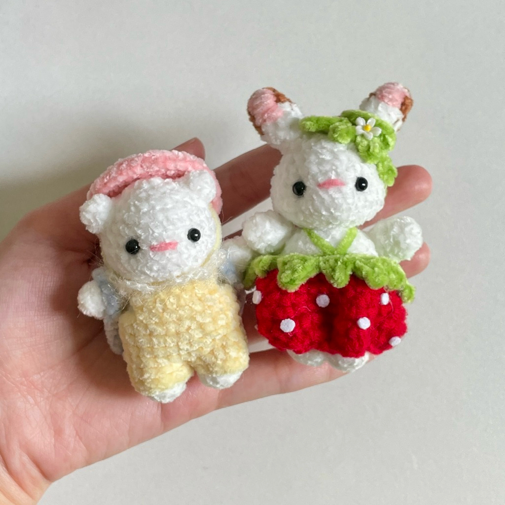 SYLVANIAN FAMILIES [CACROSHE]พวงกุญแจครอบครัวโครเชต์ sylvanian
