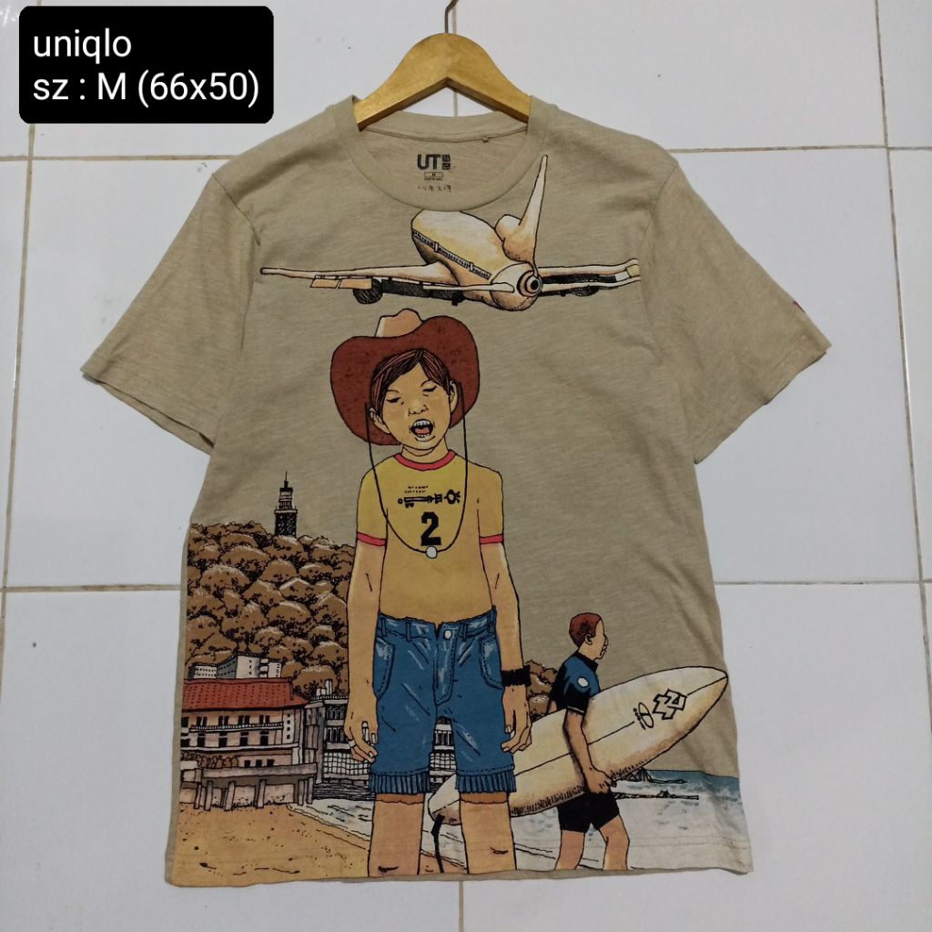 เสื้อยืด UNIQUE*****