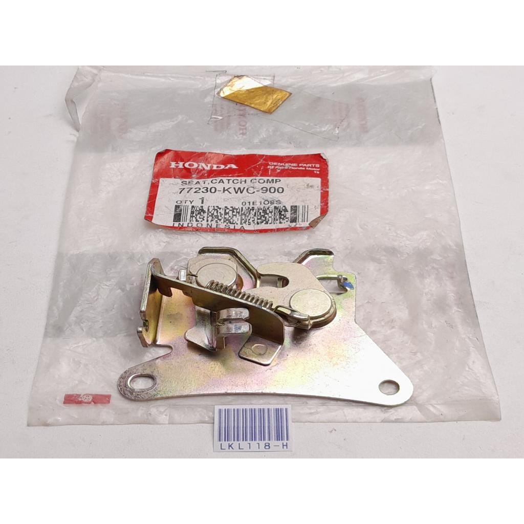 HONDA CS1 SEAT LOCK 77230-KWC-900