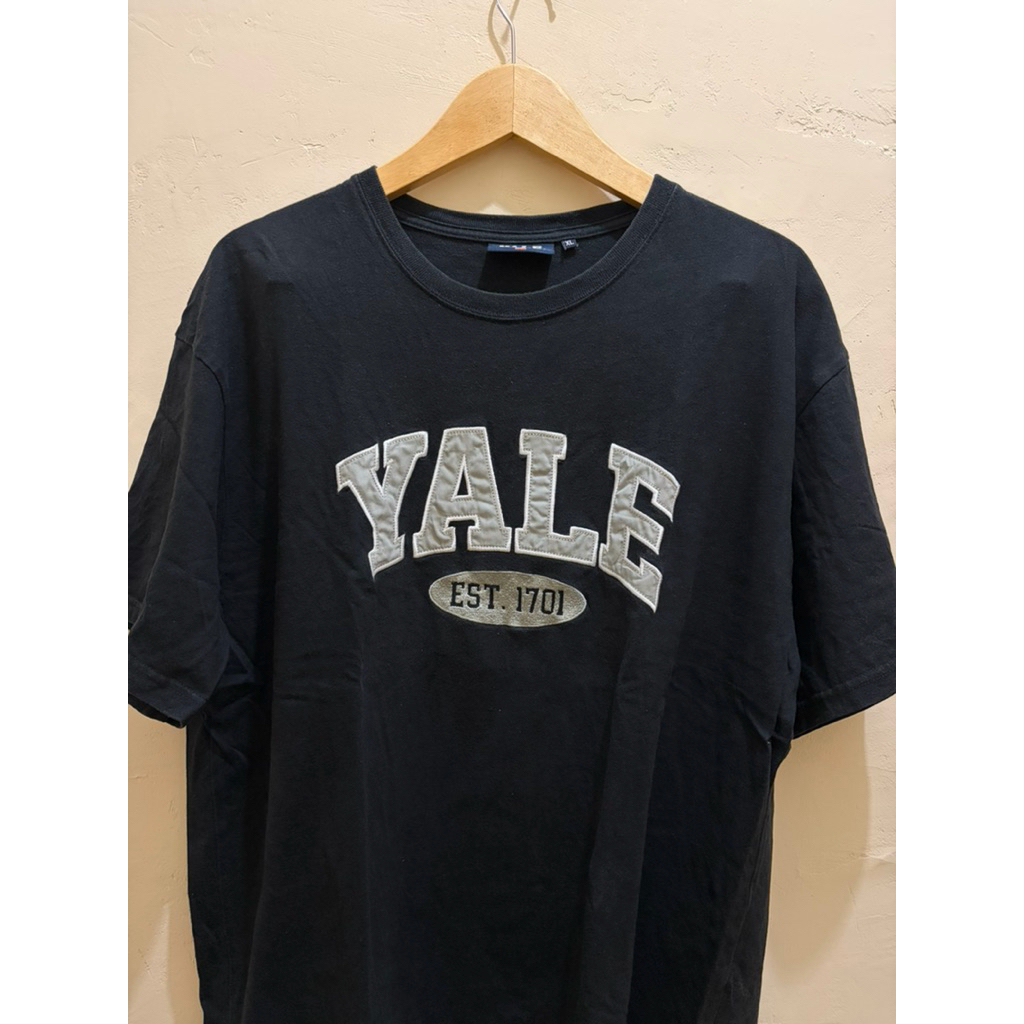 เสื้อยืด YALE BLACK SECOND