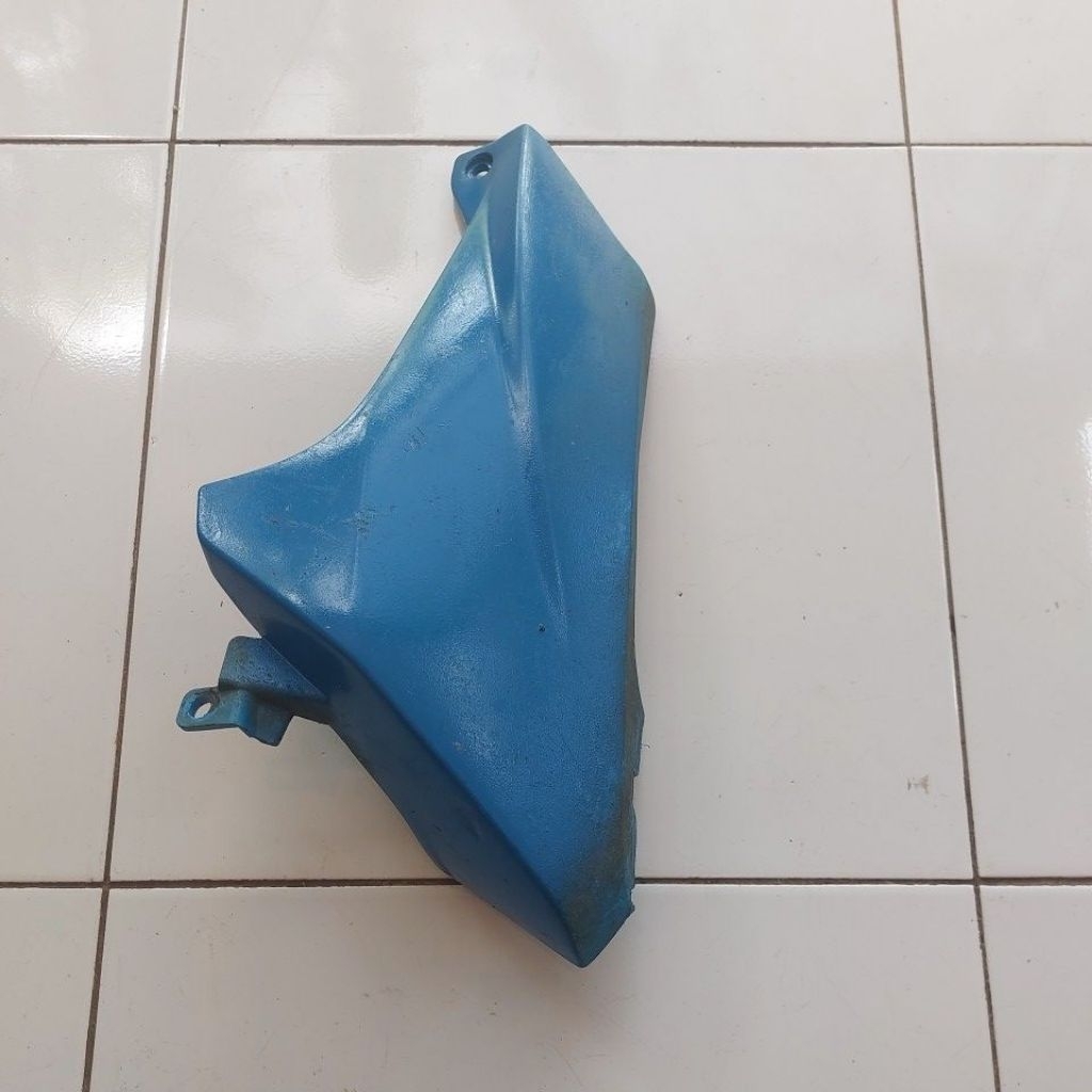 แฟริ่งใต้หนังวัวล่างด้านซ้าย (L) Honda CBR150R CBU เดิม