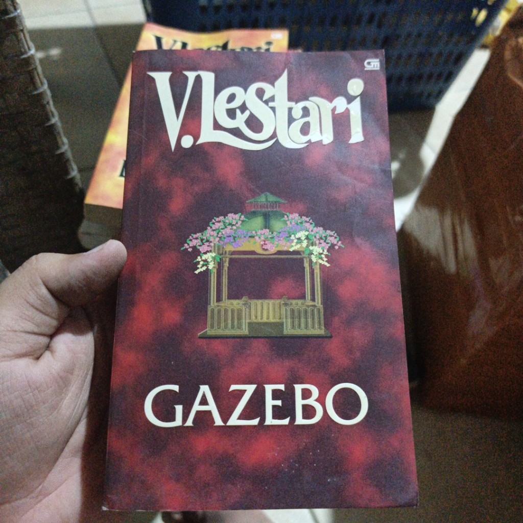 [หนังสือก่อนรัก] Gazebo V. Lestari Lestari