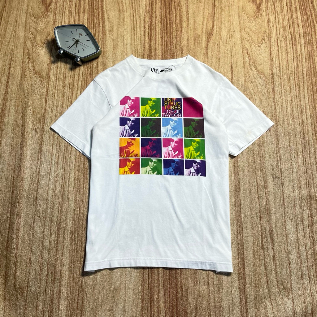 เสื้อยืด UNIQUE*****