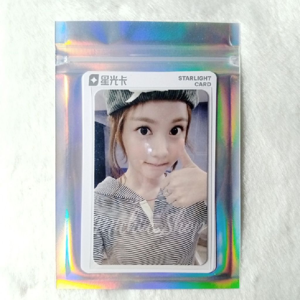 Photocard Hearts2Hearts Carmen QQ Focus B4 | Photocard Carmen Hearts2Hearts QQ Focus B4 อย่างเป็นทาง