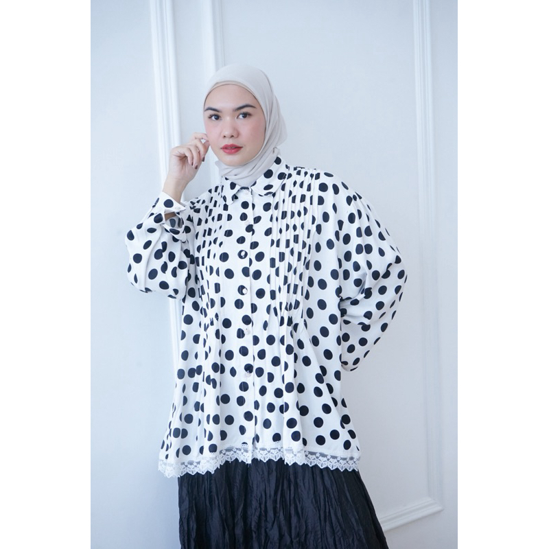 เสื้อ TAFFY - เสื้อ DYALODYA POLKA