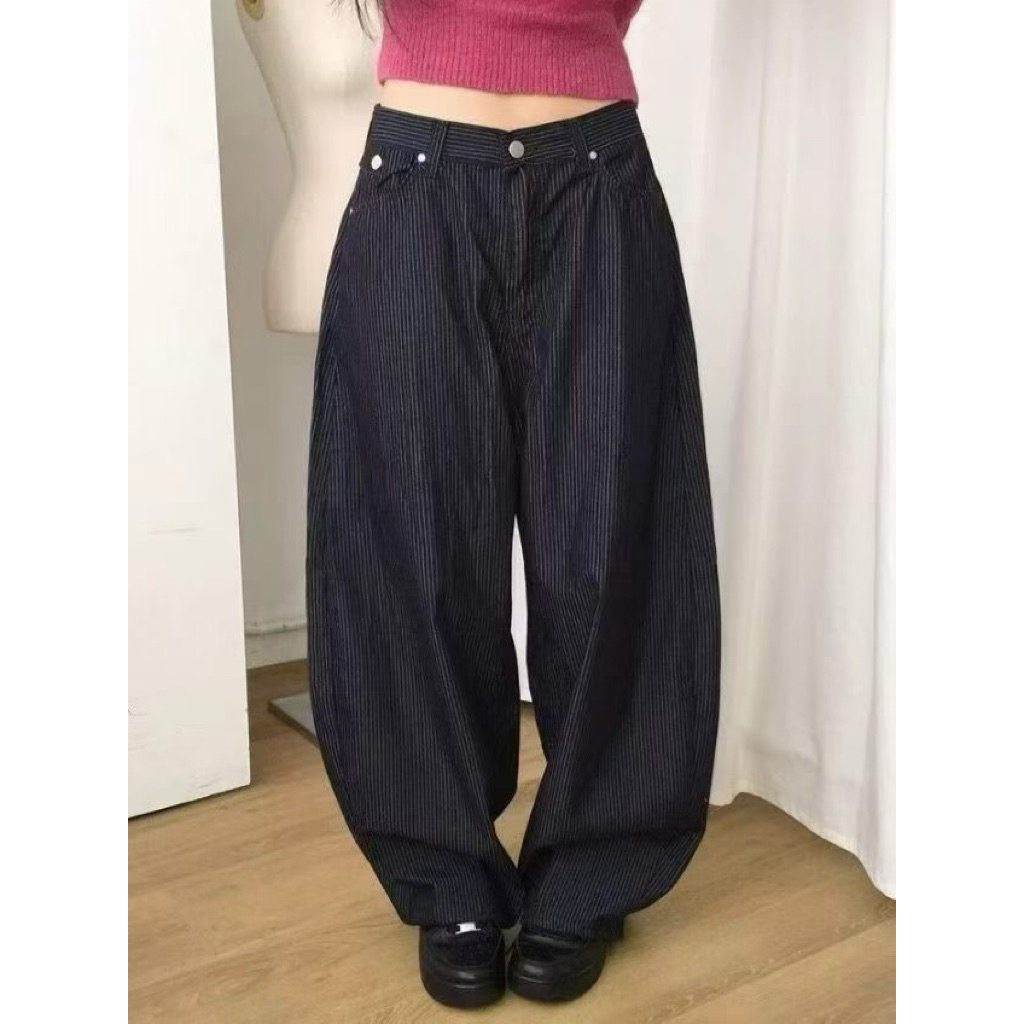 CN1190 - 3627 BARREL FSY LONG JEANS