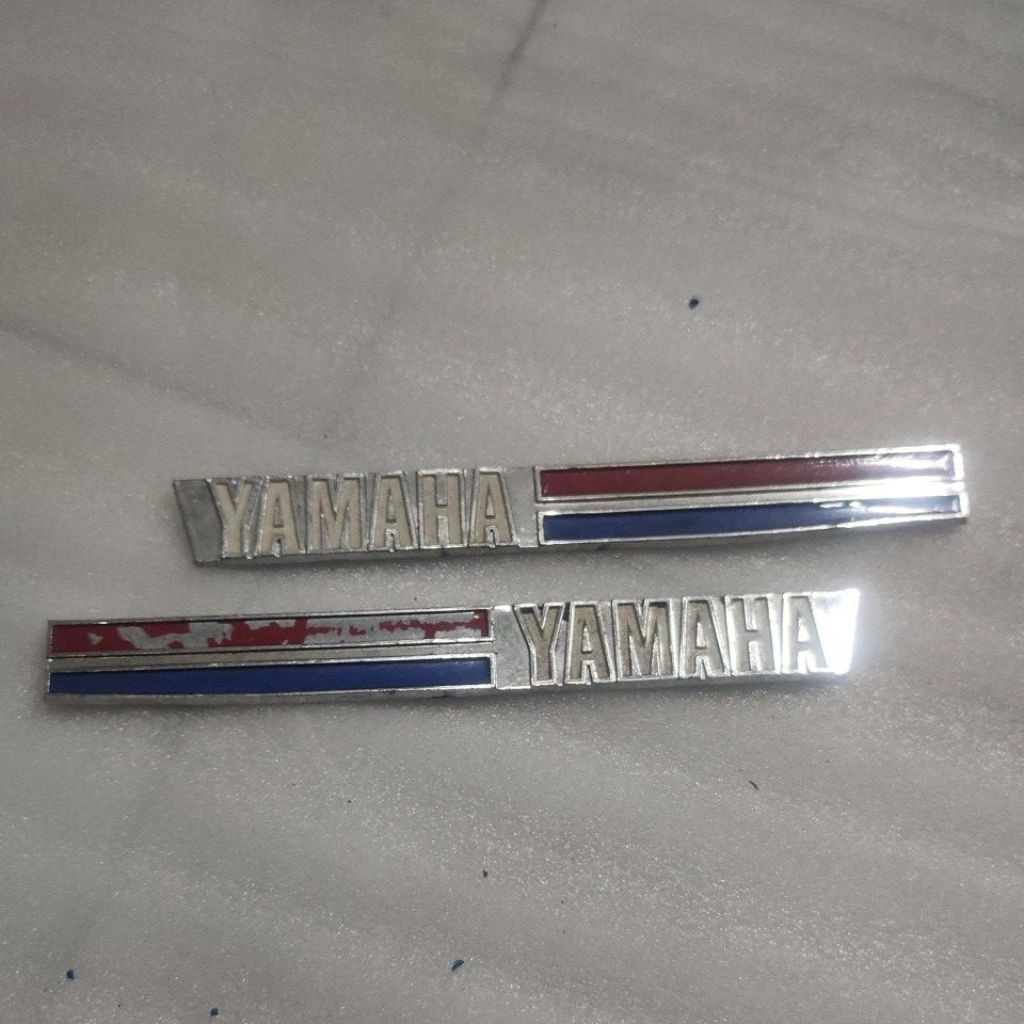 ฝาครอบโลโก้สัญลักษณ์ด้านข้าง Body Yamaha V75 v75 v 75