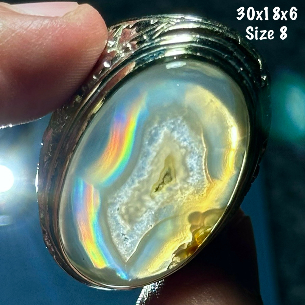 Natural Iris Junder Rainbow Agate Ring คริสตัลจัมโบ้ (ธรรมชาติ)