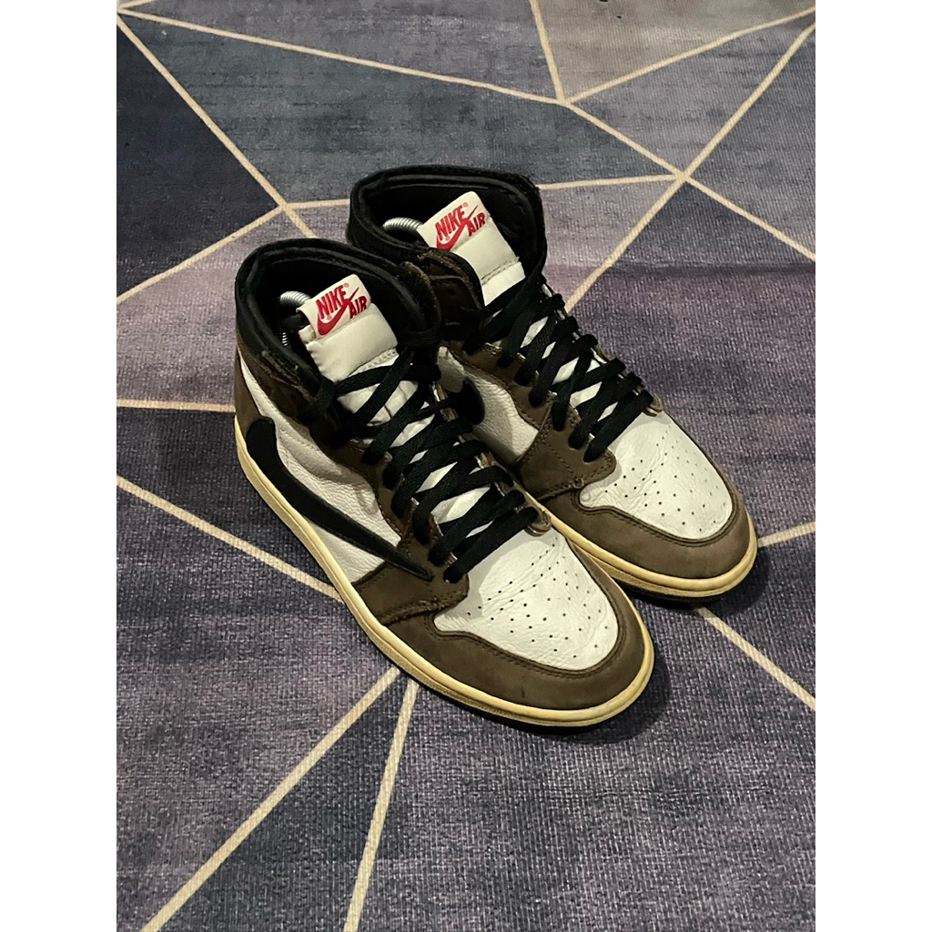 Nike Travis Scott x Air Jordan 1 High OG Mocha