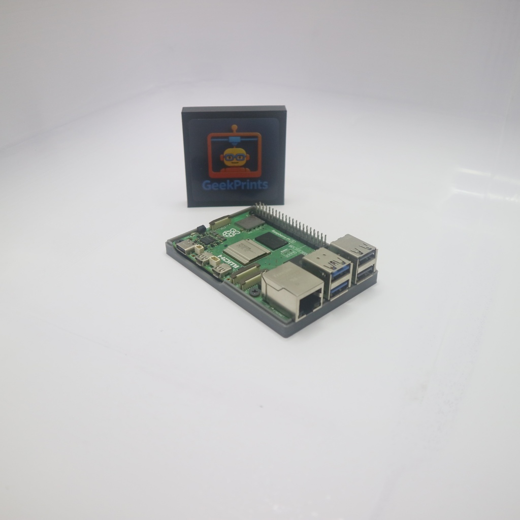 GeekPrints Raspberry Pi 5 – Bottom Case v1 – เคสด้านล่างป้องกันสําหรับ Raspberry Pi 5