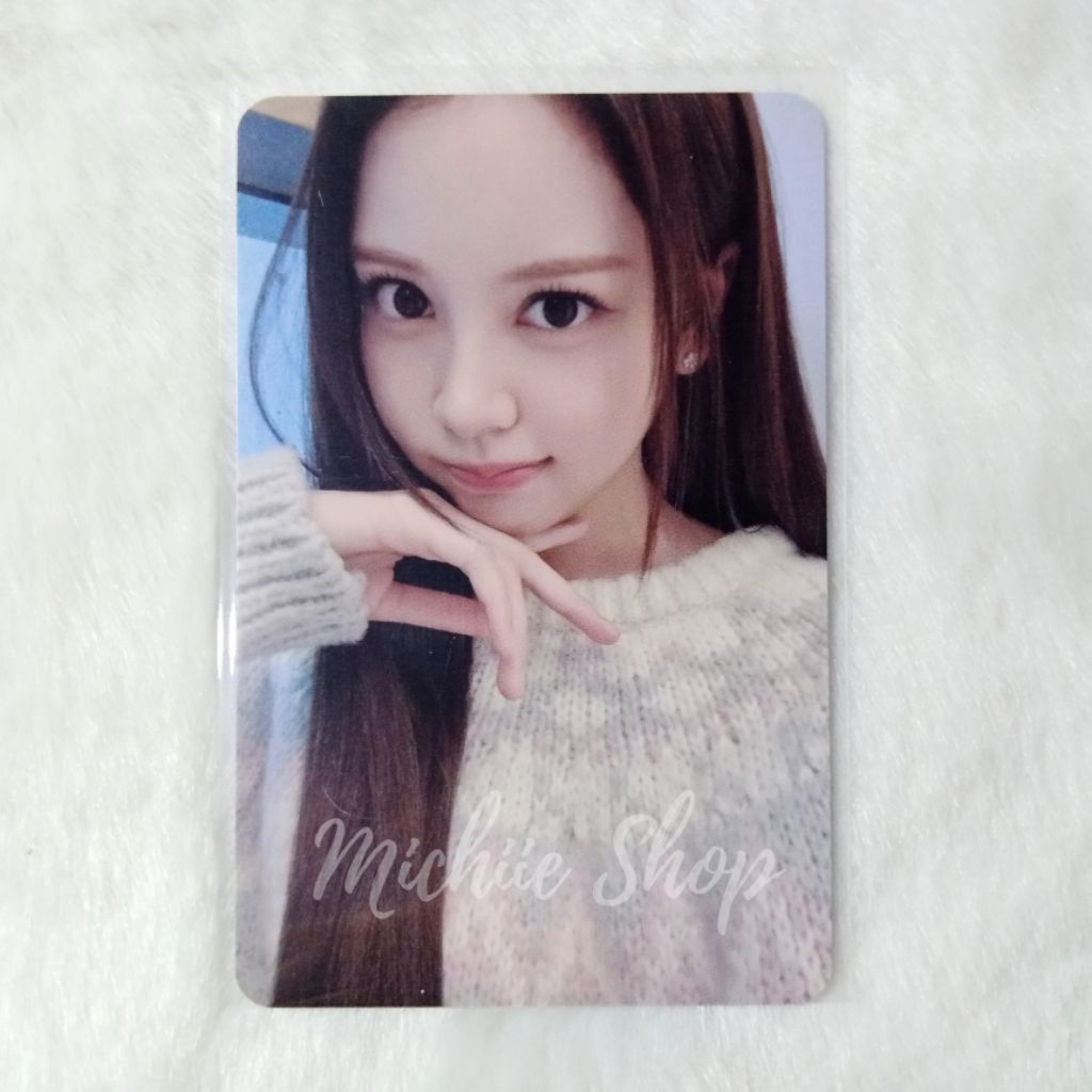 Photocard Hearts2Hearts Carmen Focus MakeStar อย่างเป็นทางการ | MS Carmen Hearts2Hearts Photocard