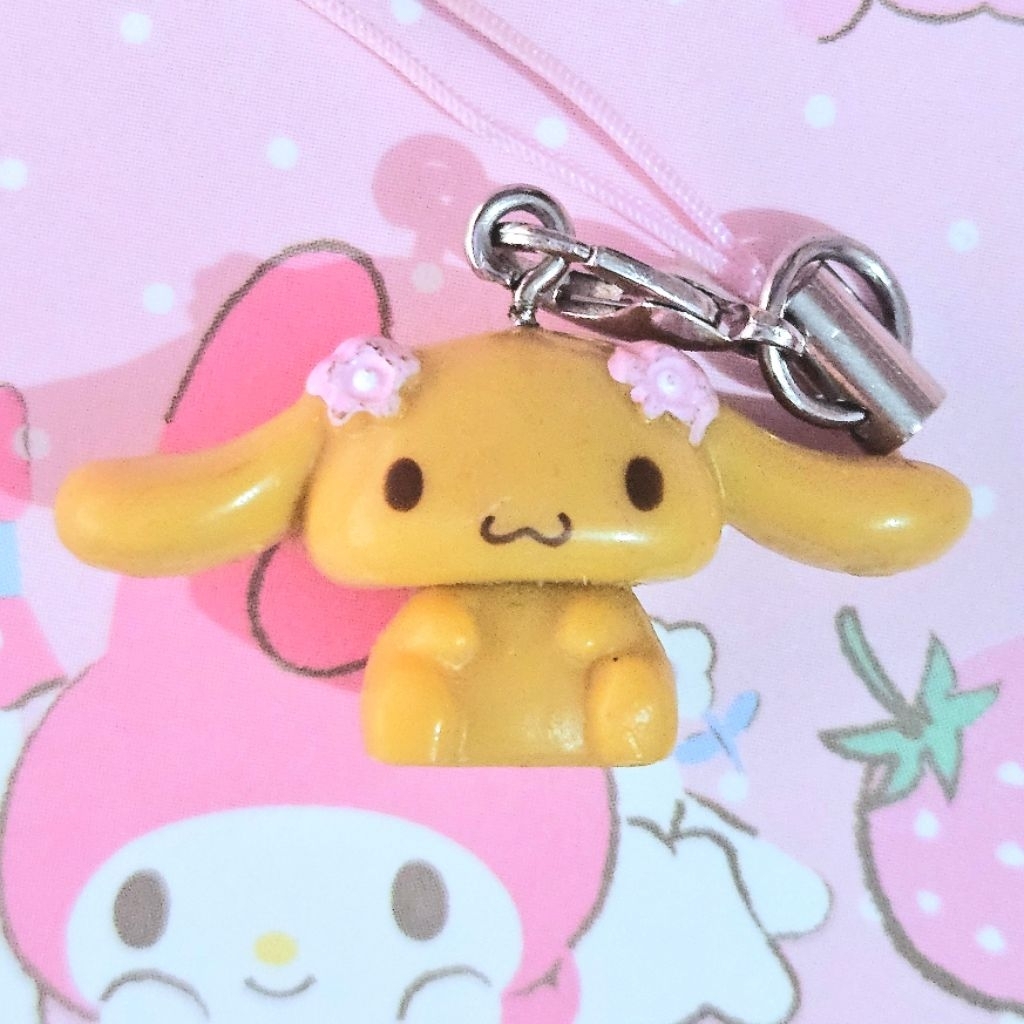 [หายาก] เครื่องรางพวงกุญแจ Sanrio Cinnamoroll Mocha