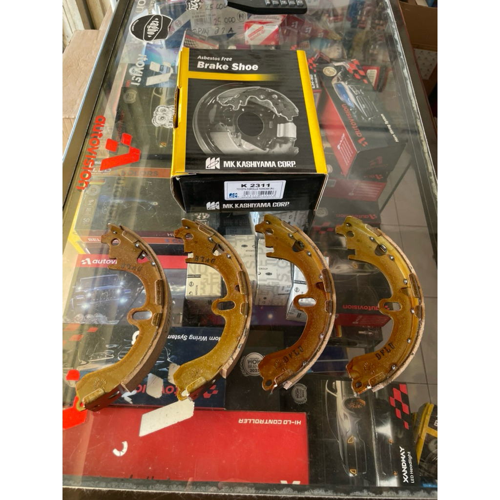 ผ้าเบรกหลัง/รองเท้าเบรก TWINCAM COROLLA GL GREAT COROLLA ALL NEW COROLLA MK KASHIYAMA