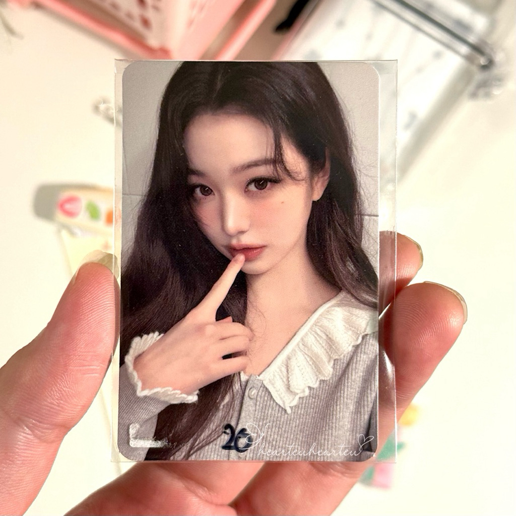MINIMAL Hearteuhearteu IVE Jang Wonyoung Official Photocard จาก 70,000 จะ Benefit MINIVE POP UP STOR