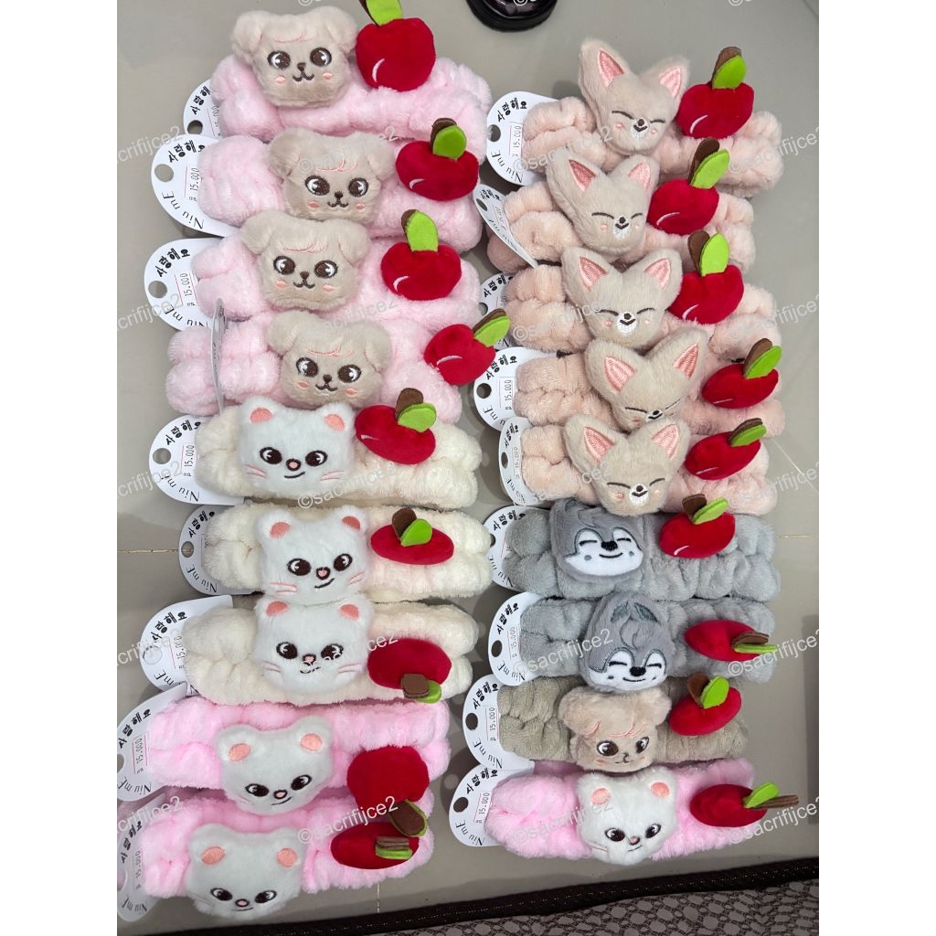 ผ้าพันคอ skzoo******