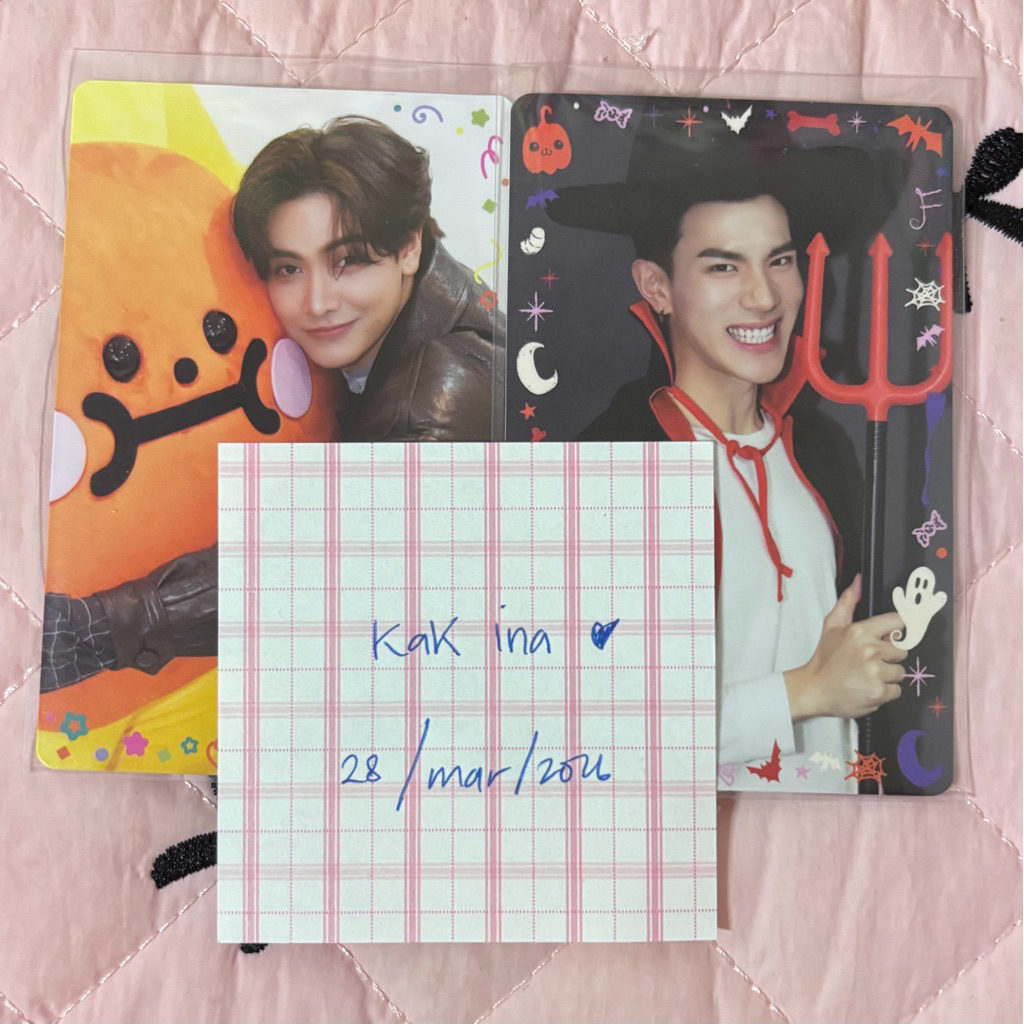 หนังสือ sis ina (tiktok)