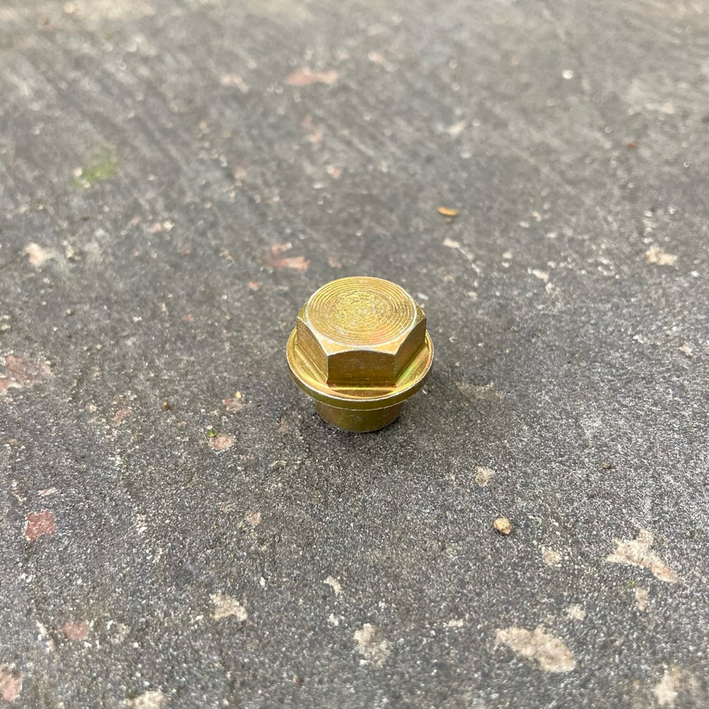 Cap Nut (สําหรับการตั้งค่าแขนปัดน้ําฝนด้านหน้า) น็อตแฮนด์ Toyota Corolla KE70 DX Corona RT132 TT132 