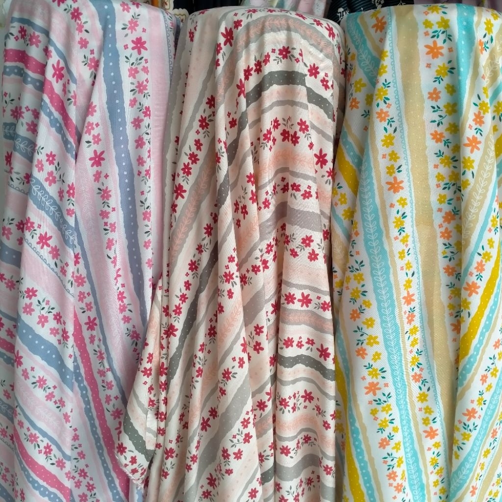 KATUN ผ้าคอตตอนเรยอน_ Premium Rayon Cotton_ Rayon Cotton Motif.ราคาที่ระบุ/ครึ่งเมตร (0.5 mtr)