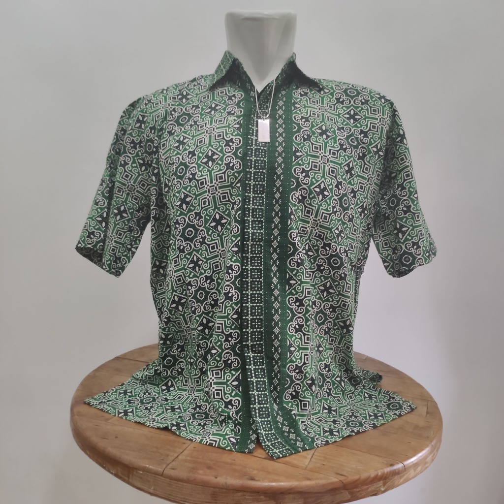 HIJAU KEMEJA เสื้อบาติกสีเขียว Classic Motif Shirtbank Size XL Second Well (AVPBZ092)