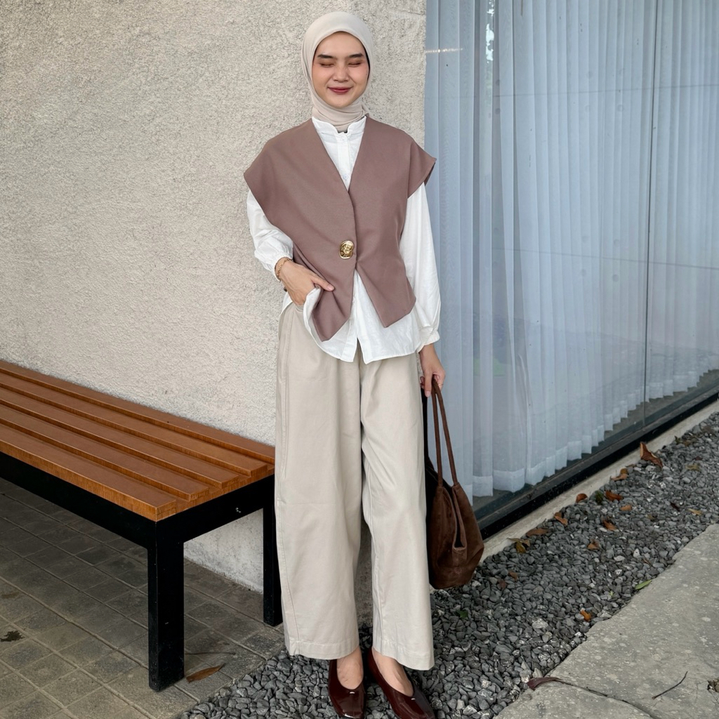 LULA VEST - Padaka Basic - Daily Vest - Vanita Casual Top
