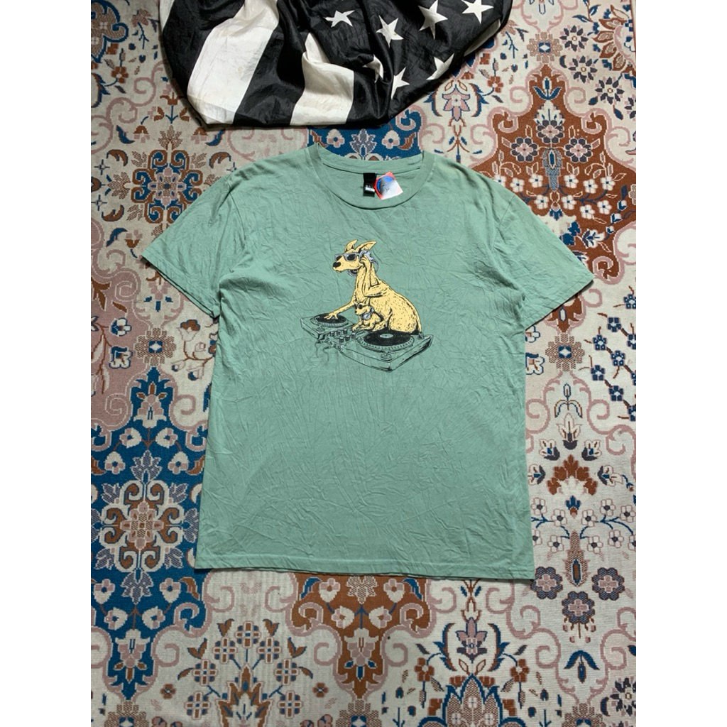 เสื้อยืด UNKNOWN****