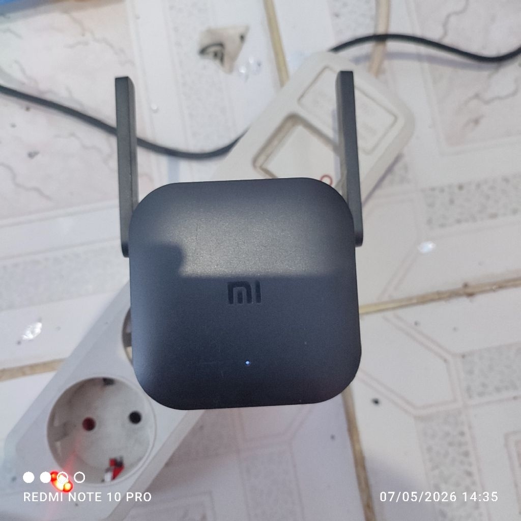 MI WIFI RANGE EXTENDER PRO R03