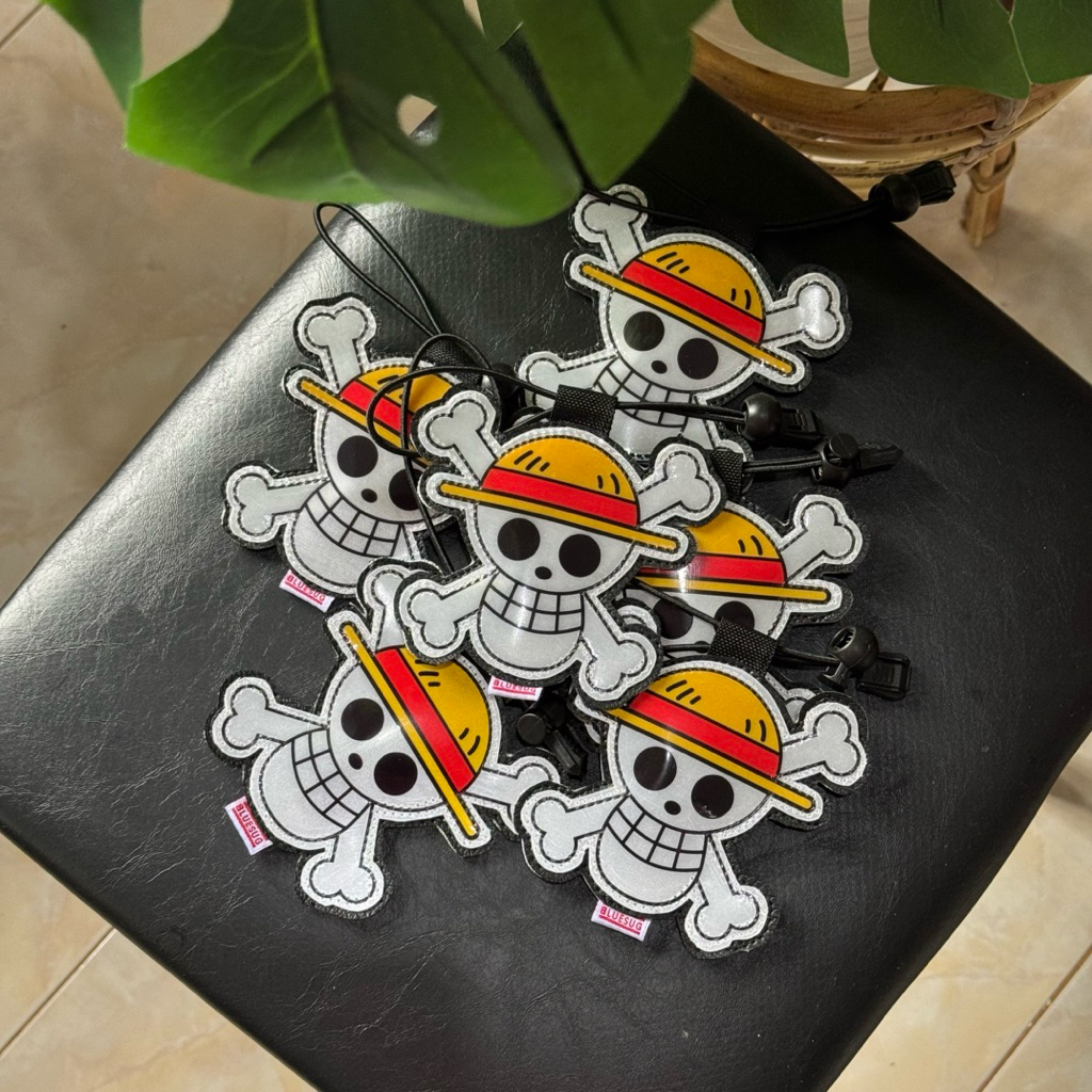 CAHAYA Reflector Onepice StarwHat Pirate bluesug น้ํายาสะท้อนแสงจักรยานรูปโลโก้โจรสลัด onepice