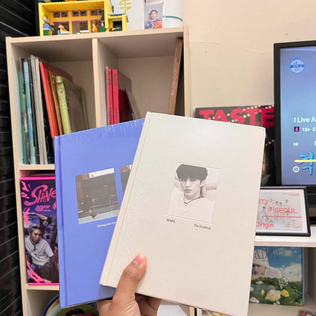 SEALED PHOTOBOOK MARK THE FIRSTFRUIT MARK STAMP VER NCT 127 NCT DREAM