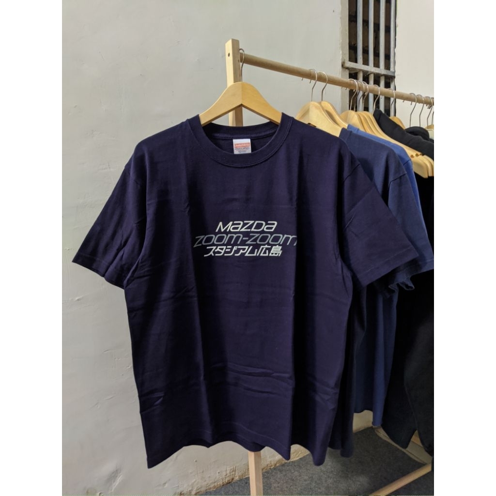 เสื้อยืด Mazda โดย united Athlete