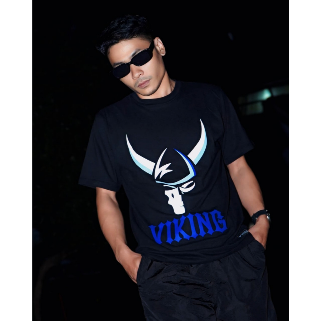 เสื้อยืด VIKING HORN VIKING PERSIB CLUB สีดํา