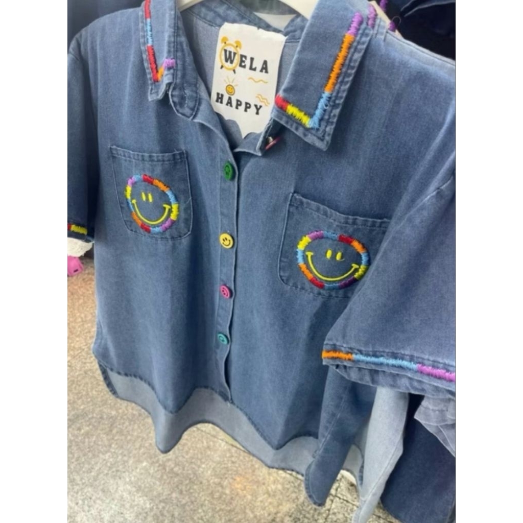 KEMEJA WELA.HAPiE DENIM SHIRT_DENIM TOPPig SHIRT