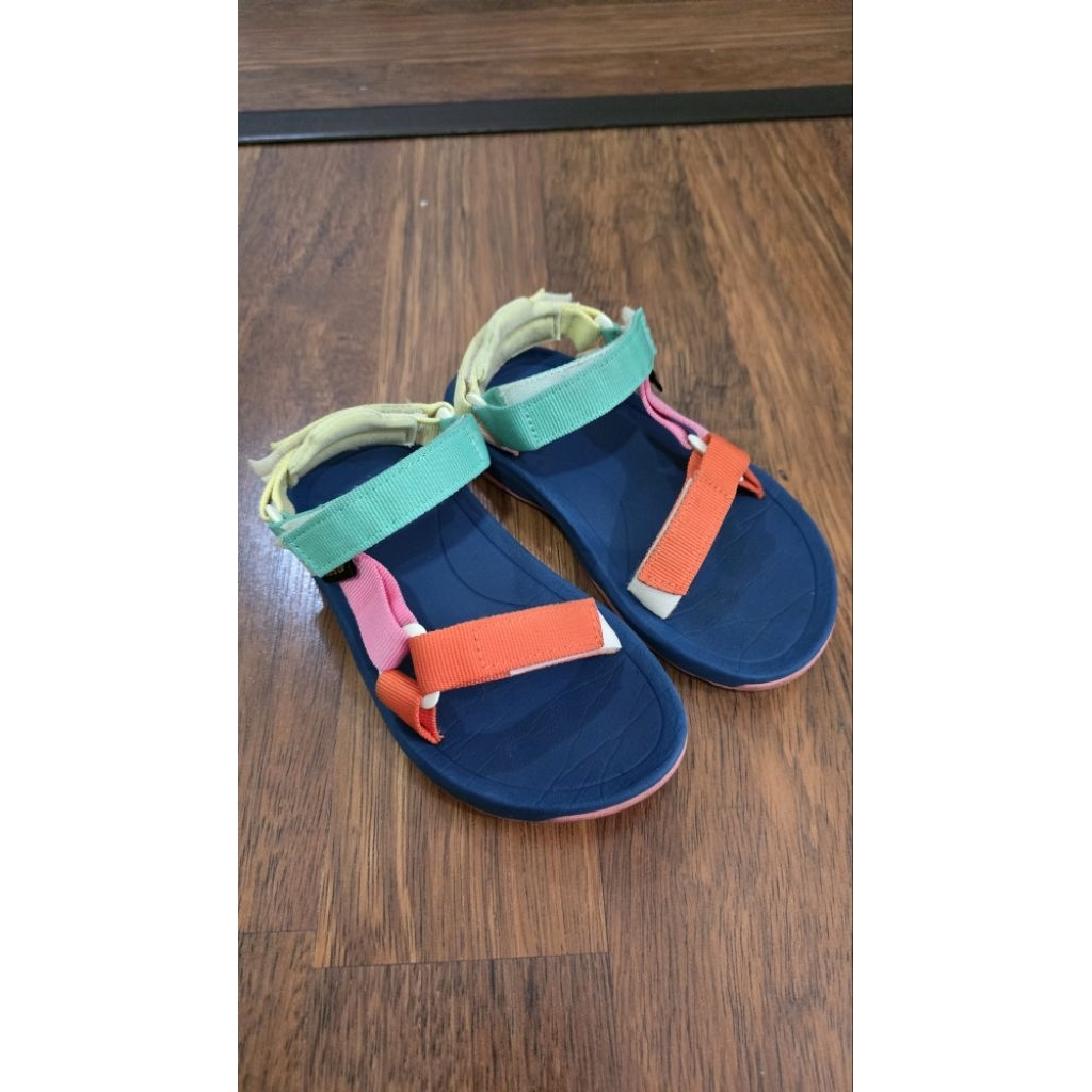 TEVA Kids Hurricane XLT2 Popcorn Sandals (Preloved สภาพดี) Kids Size EU 29/30 สีป๊อปคอร์นสีรุ้ง พร้อ