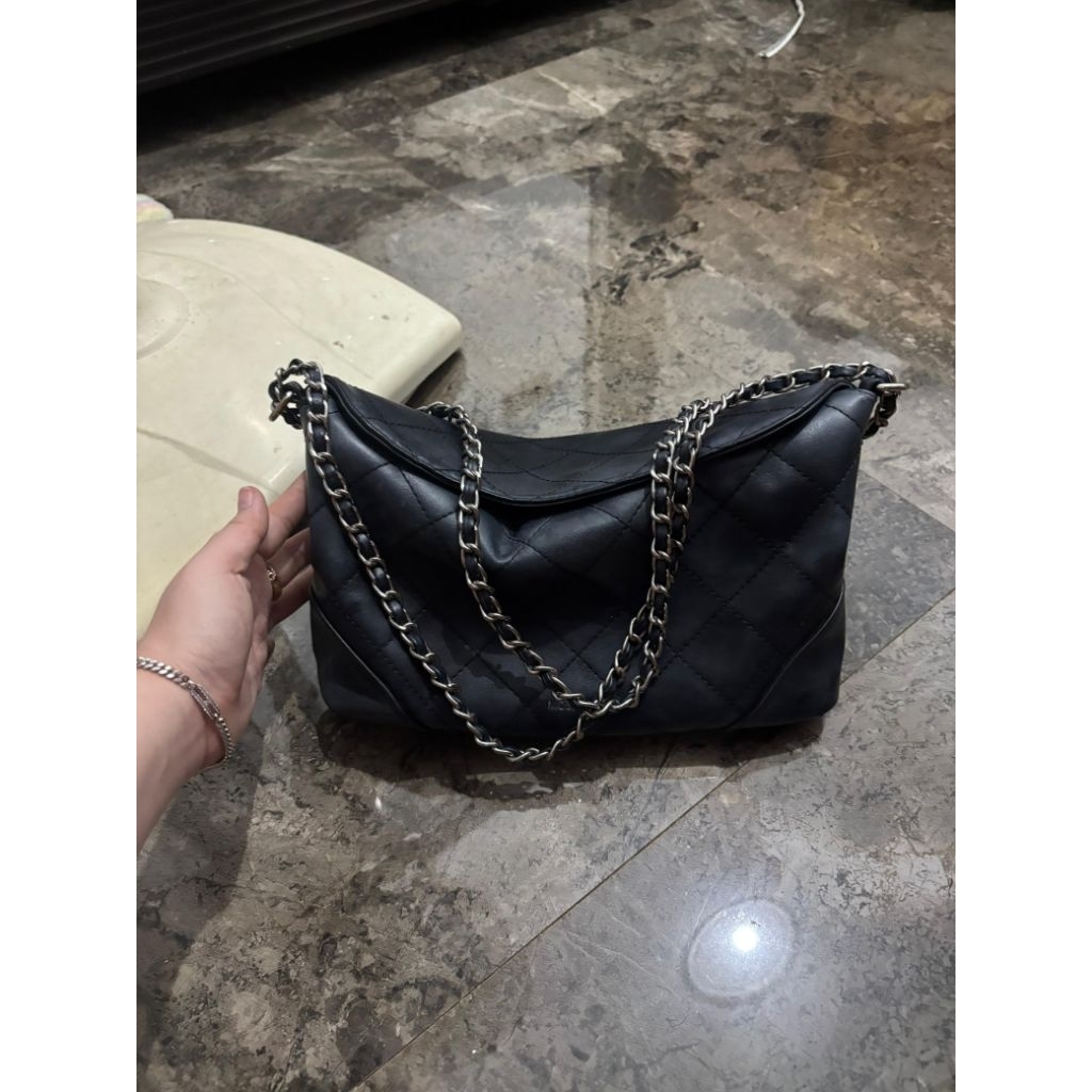 Mosdoom กระเป๋าสะพายไหล่ผู้หญิงสีดํา