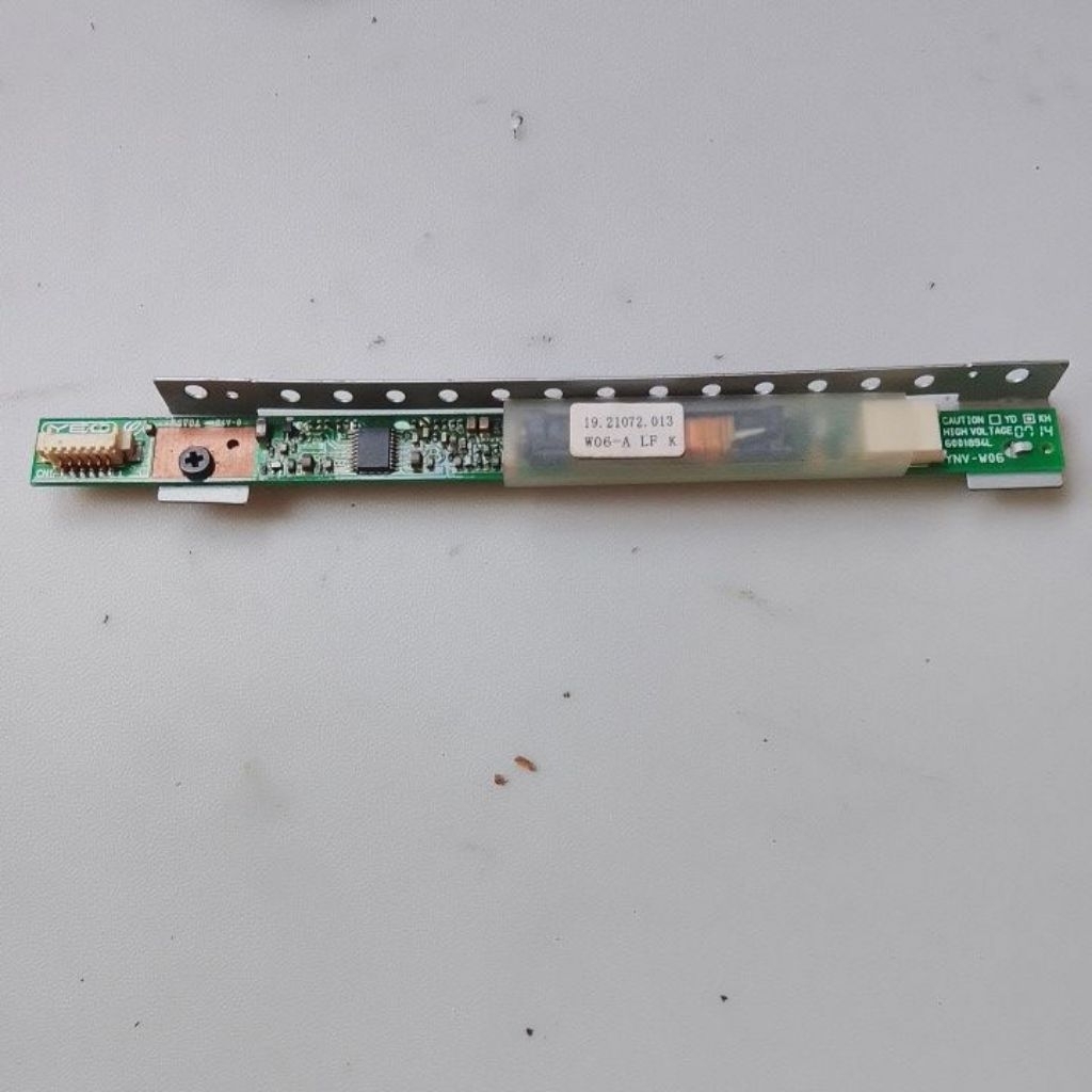Invekter Lcd Compaq Presario V3000