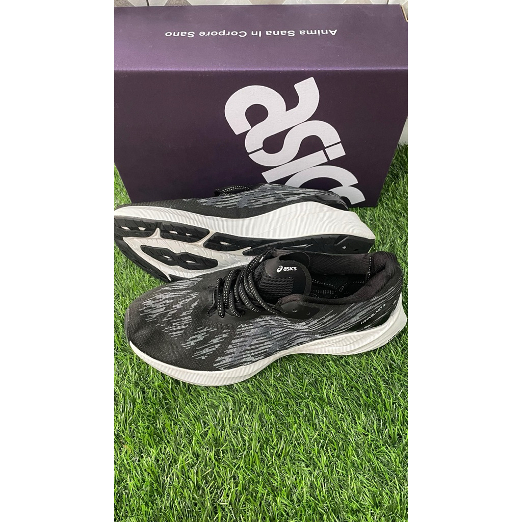 Asics Running Novablast 3