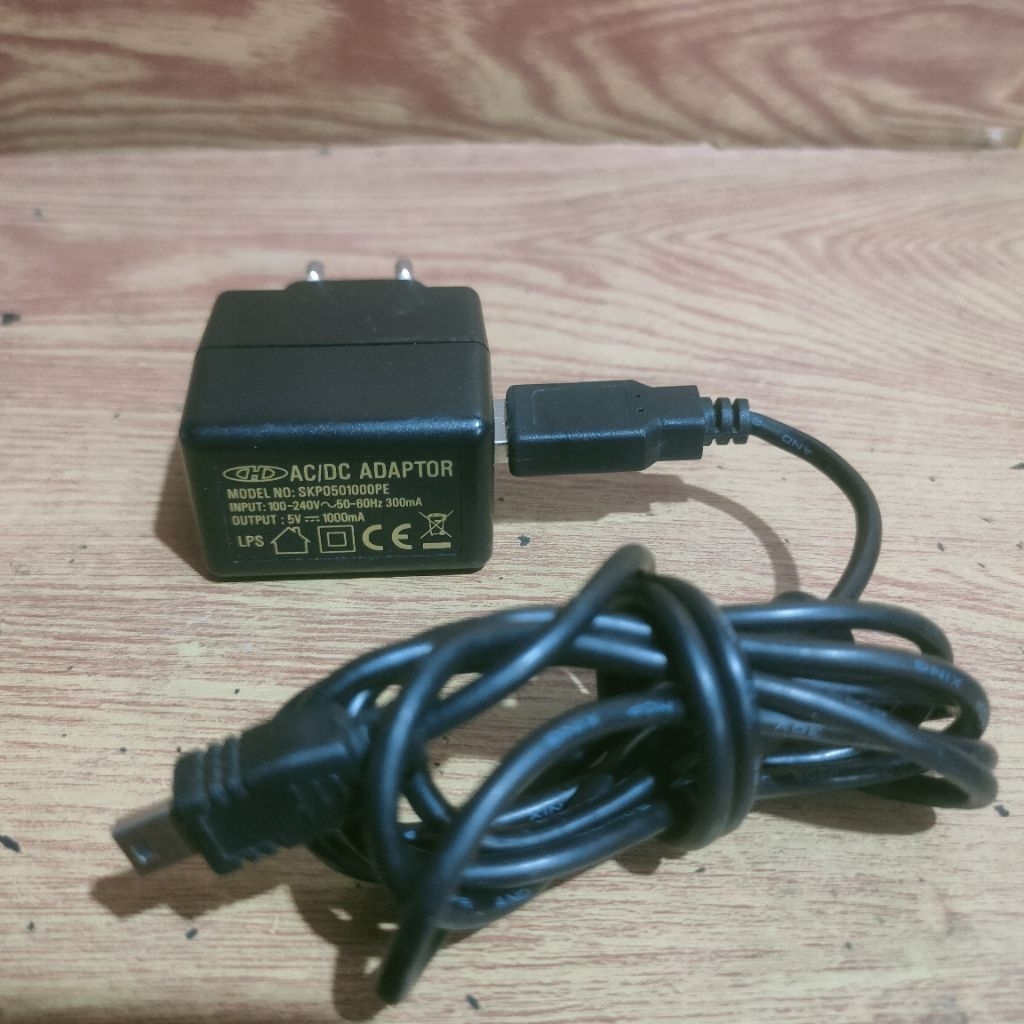 SKP ADAPTER050100อะแดปเตอร์ PE 5V 1000mA