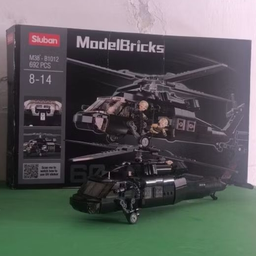 อิฐ Sluban UH-60 Blackhawk M38-B1012