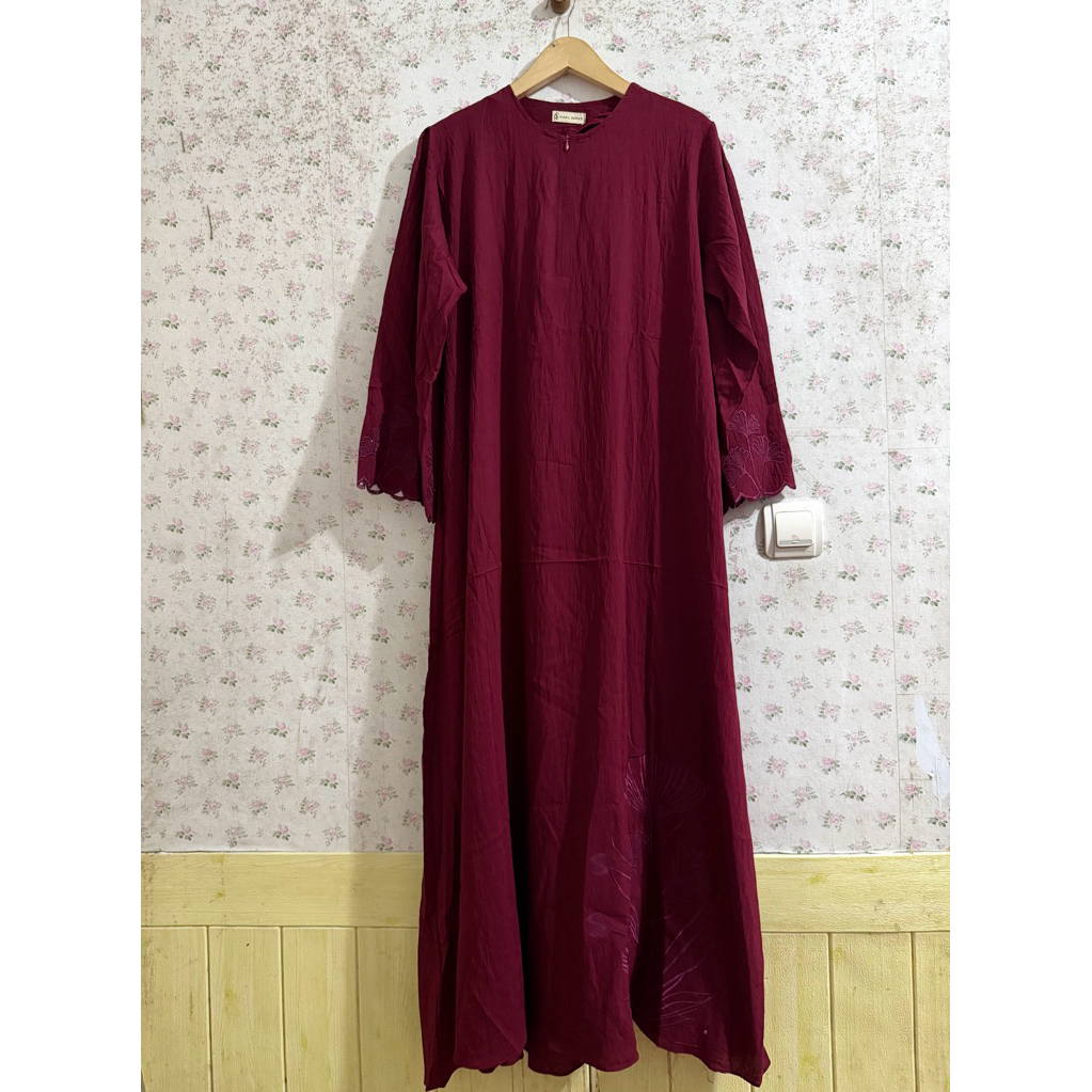 NABIL SERIES EMBROIDERED ABAYA