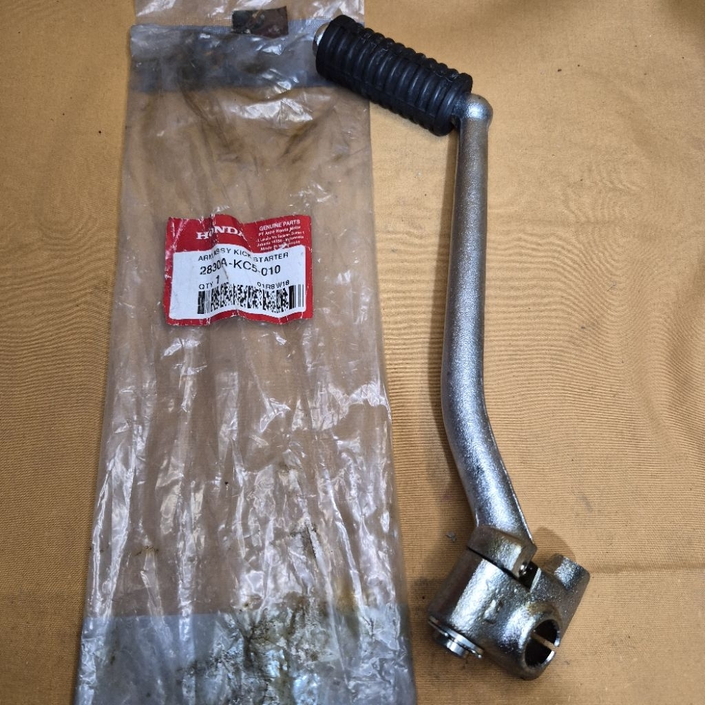 Original Honda GL Pro GL Max Neotech Megapro Kick Starter Pedal 2830A-KC5-010