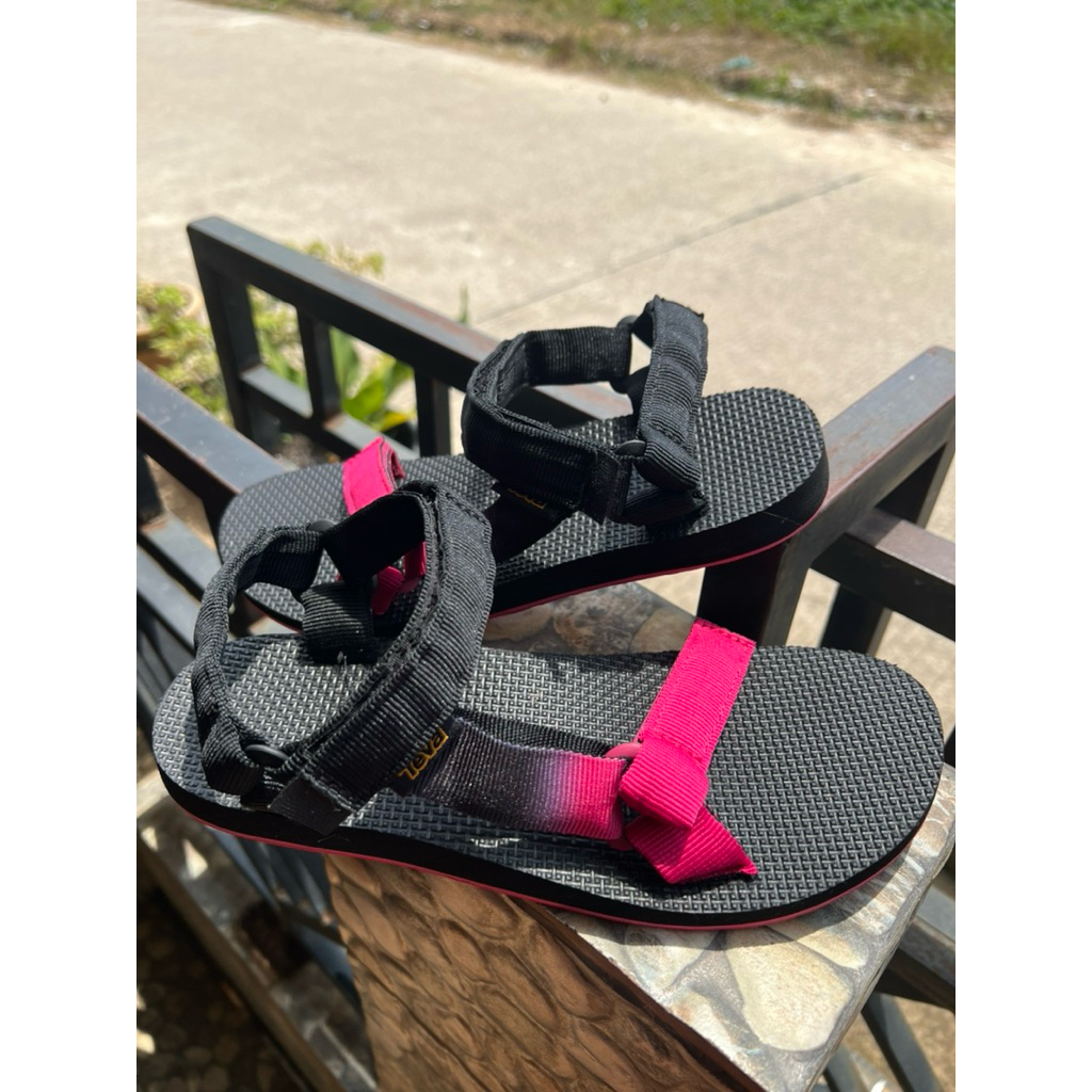 Teva original ไซส์ 38