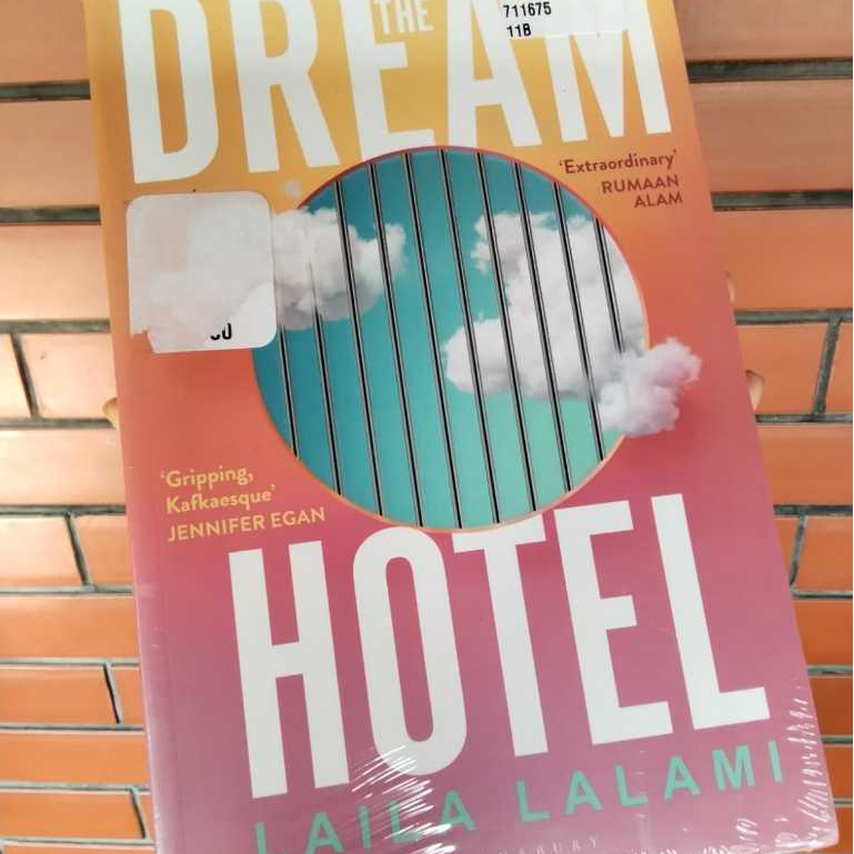 Laila Lalami The Dream Hotel Book Novel นิยาย Dystopian ภาษาอังกฤษ