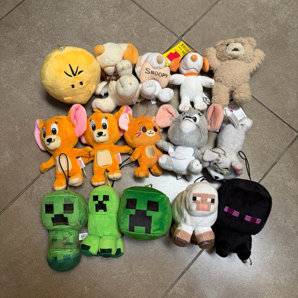 GANTUNGAN [อัปเดต 8 JUNE] พวงกุญแจสุ่ม | Snoopy woodstock ted tom jerry minecraft พวงกุญแจ dollie ma