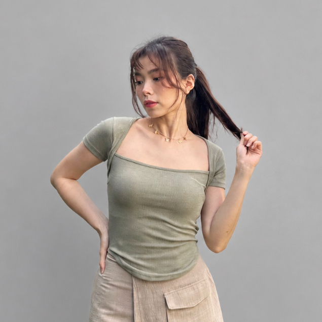 Moa Top - เสื้อคอเหลี่ยม / เสื้อถักซี่โครง / เสื้อคอเหลี่ยมธรรมดา / เสื้อสตรีซี่โครงธรรมดา 122