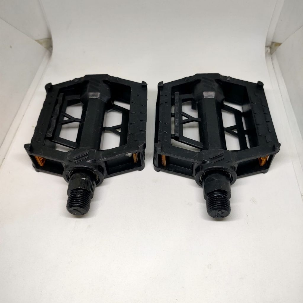 Atlantics AT 888 Pedal Folding MTB BMX Bike Pedal สีดํา