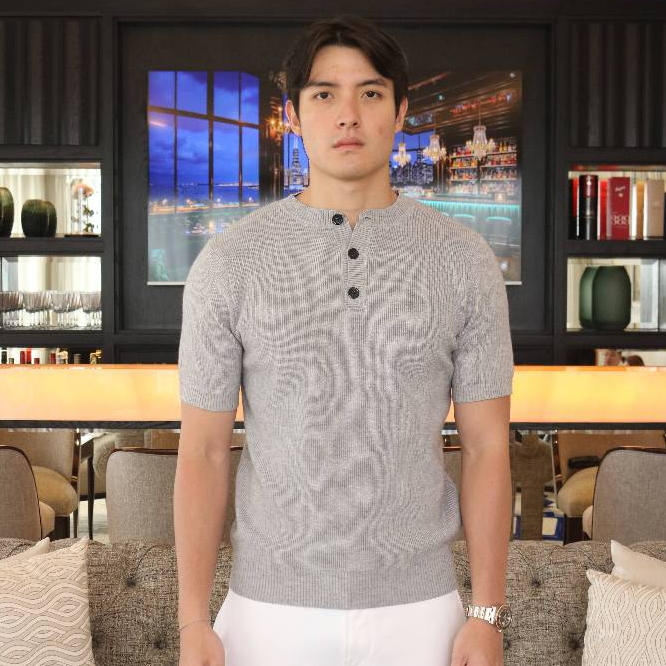 BRUNES - เสื้อยืดแขนสั้น Langham Henley Knit | เสื้อ henley บุรุษ