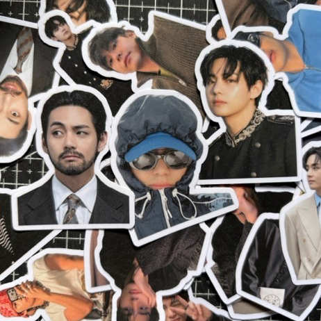 สติ๊กเกอร์ BTS กันน้ํา 15 ชิ้น