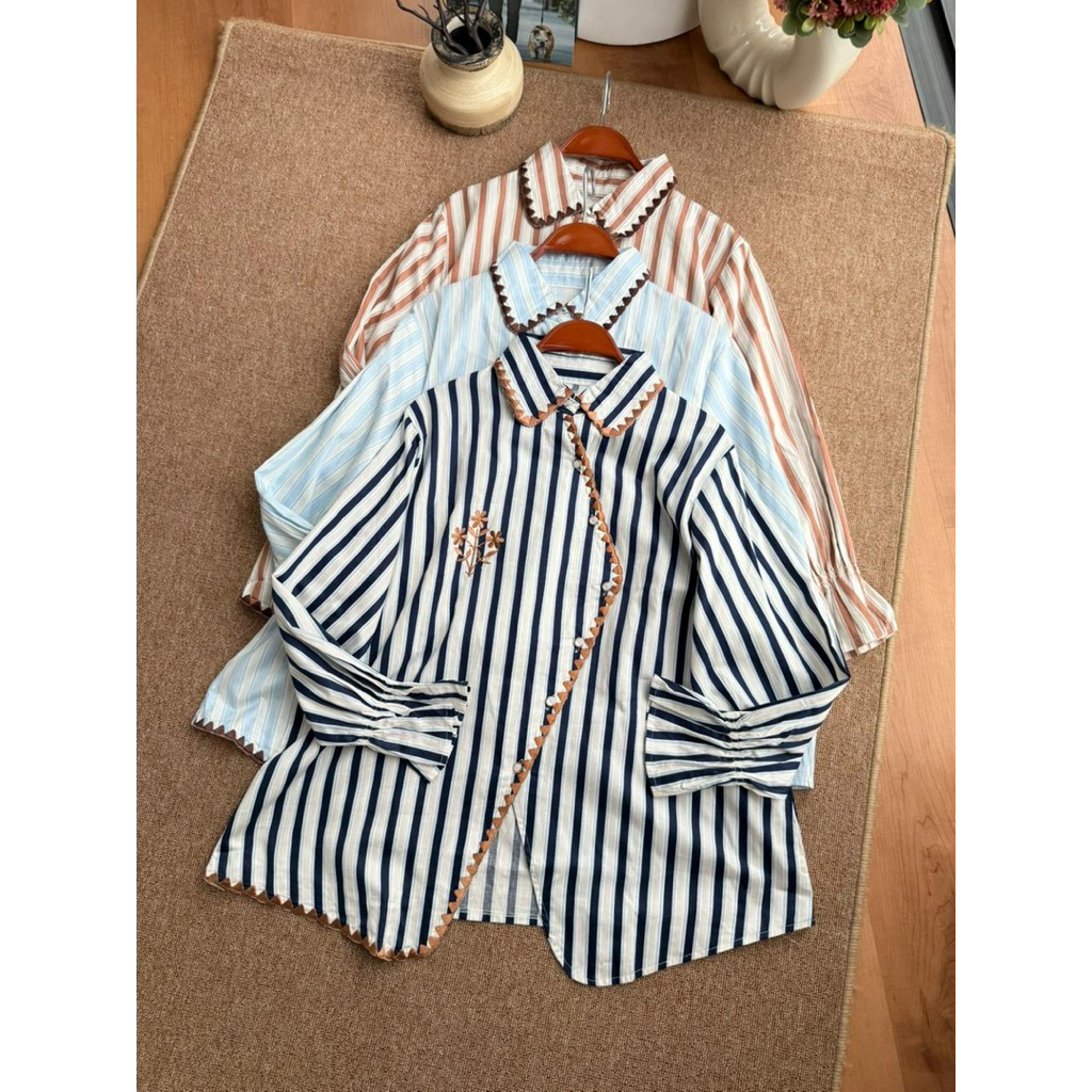 เสื้อ AMELIA********