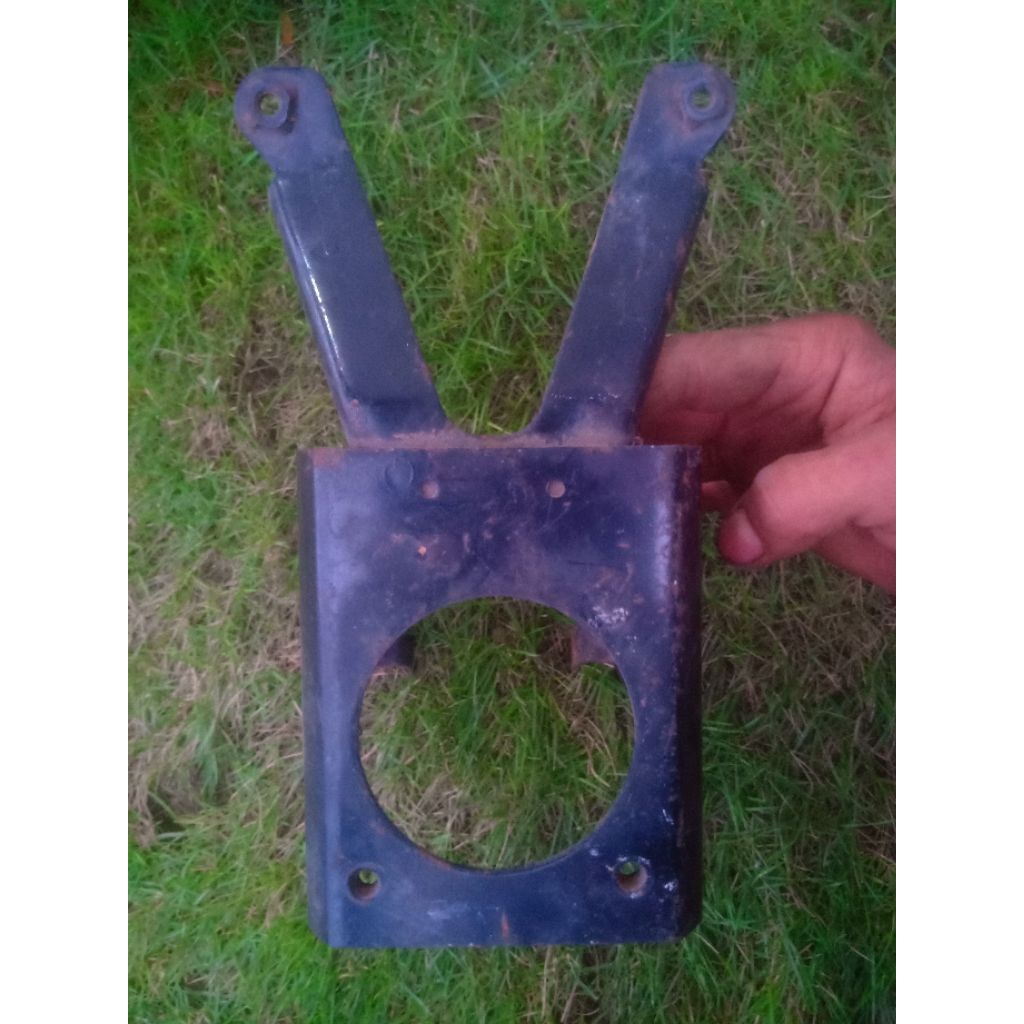 BREAKET BRACKET FRONT TIE CHEST PANEL YAMAHA FORCE1 FORCE-1 F1 F 1 F-1 FIZ F1Z OLD OLD MATE111 MATE 